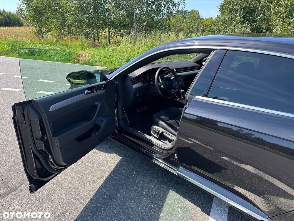 Volkswagen Arteon 2.0 TDI Bi-Turbo SCR 4Mot R-Line Edition DSG - 12