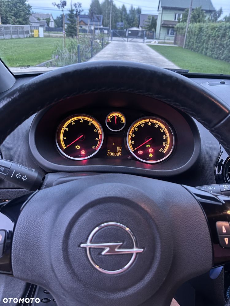 Opel Corsa - 8