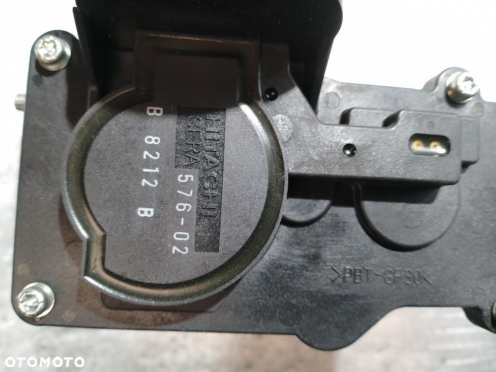 PRZEPUSTNICA NISSAN MICRA K12 ( 02-10 ) SERA576-02 1.2 B - 2