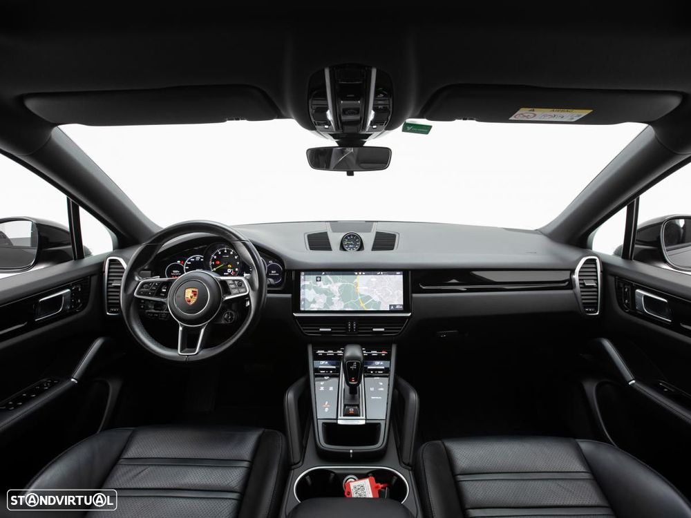 Porsche Cayenne Coupé E-Hybrid - 7