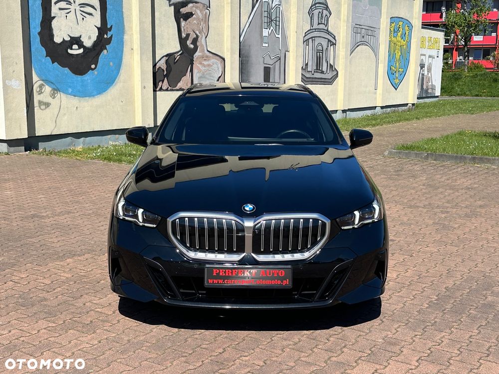 BMW Seria 5 520d xDrive - 1