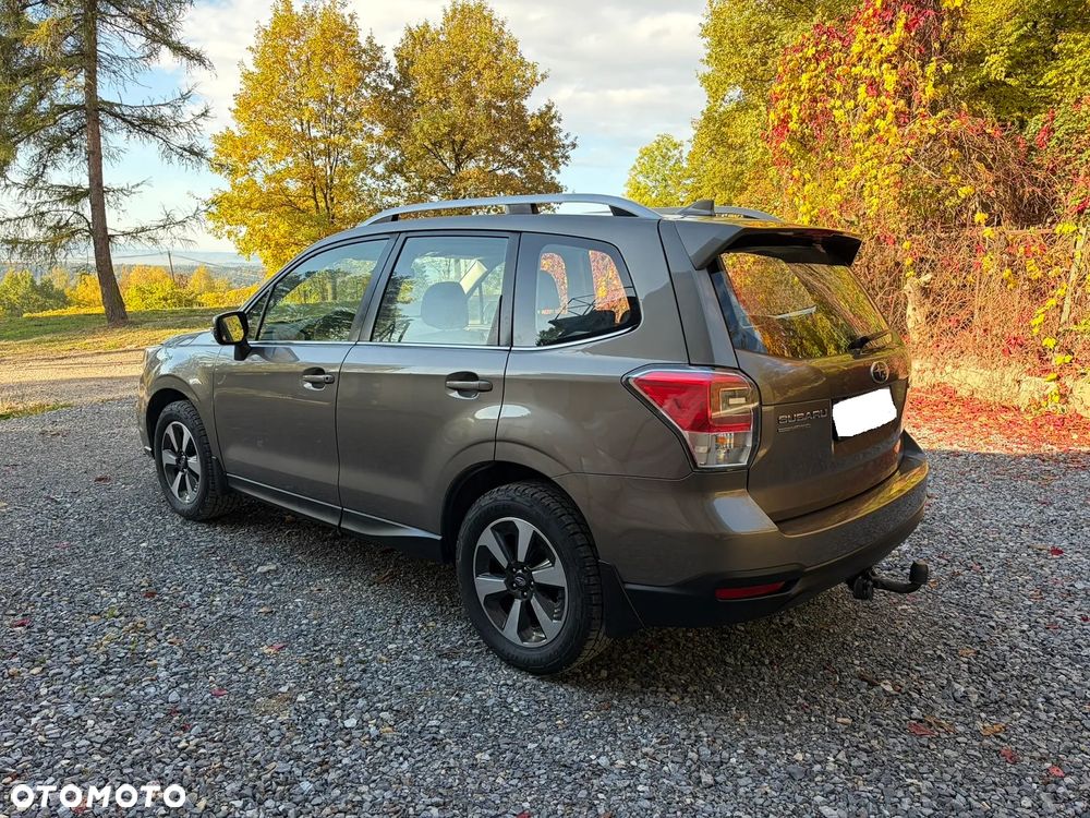 Subaru Forester 2.0 i Exclusive - 31