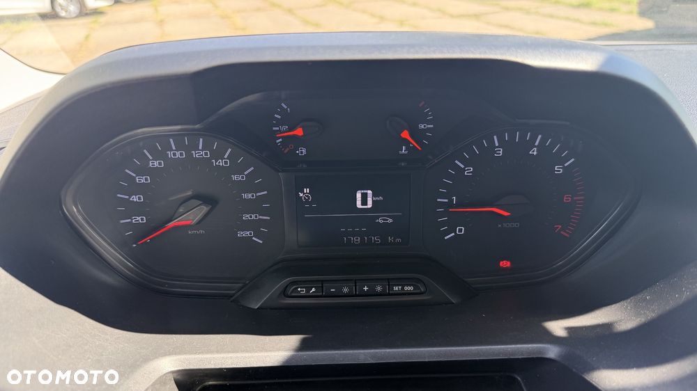Peugeot PARTNER LONG L2 - 10