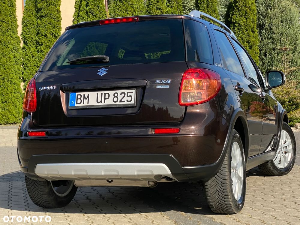 Suzuki SX4 1.6 Comfort Plus - 12
