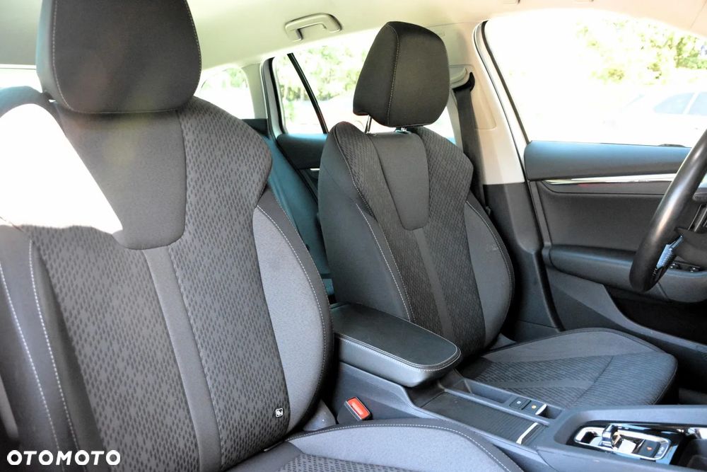 Skoda Octavia 2.0 TDI 4x4 Style DSG - 17