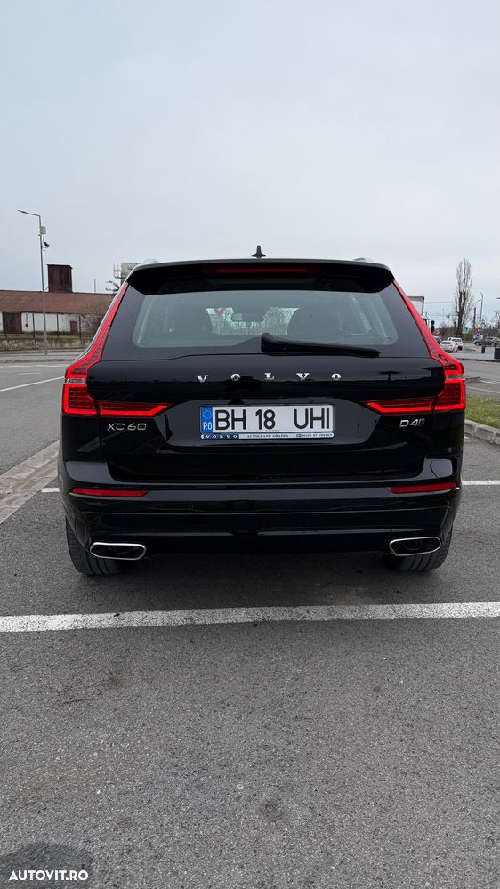 Volvo XC 60 D4 AWD Geartronic Momentum - 6