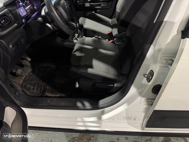 Citroën C3 1.2 PureTech C-Series - 11