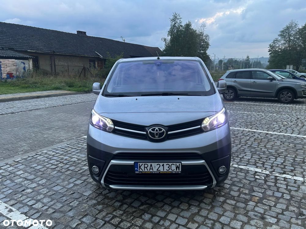 Toyota ProAce Kombi 2.0 D-4D Long 2,8t - 9