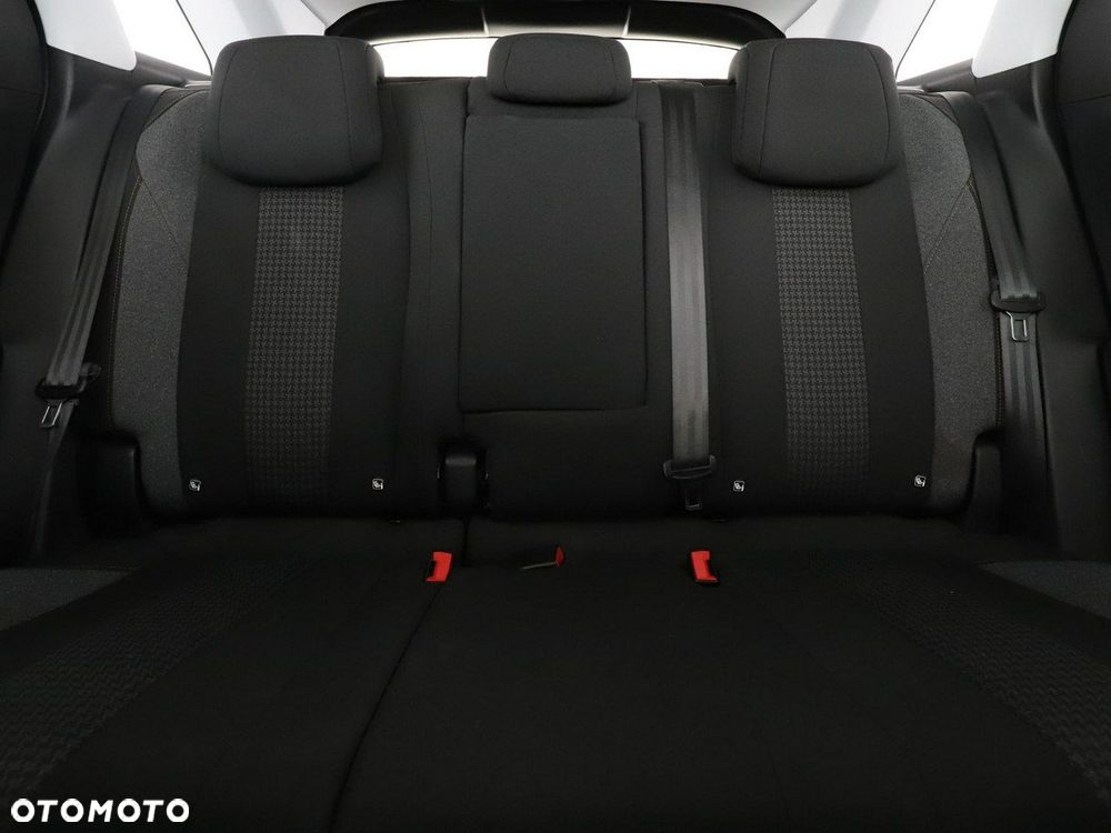Peugeot 3008 1.5 BlueHDi Active S&S EAT8 - 19
