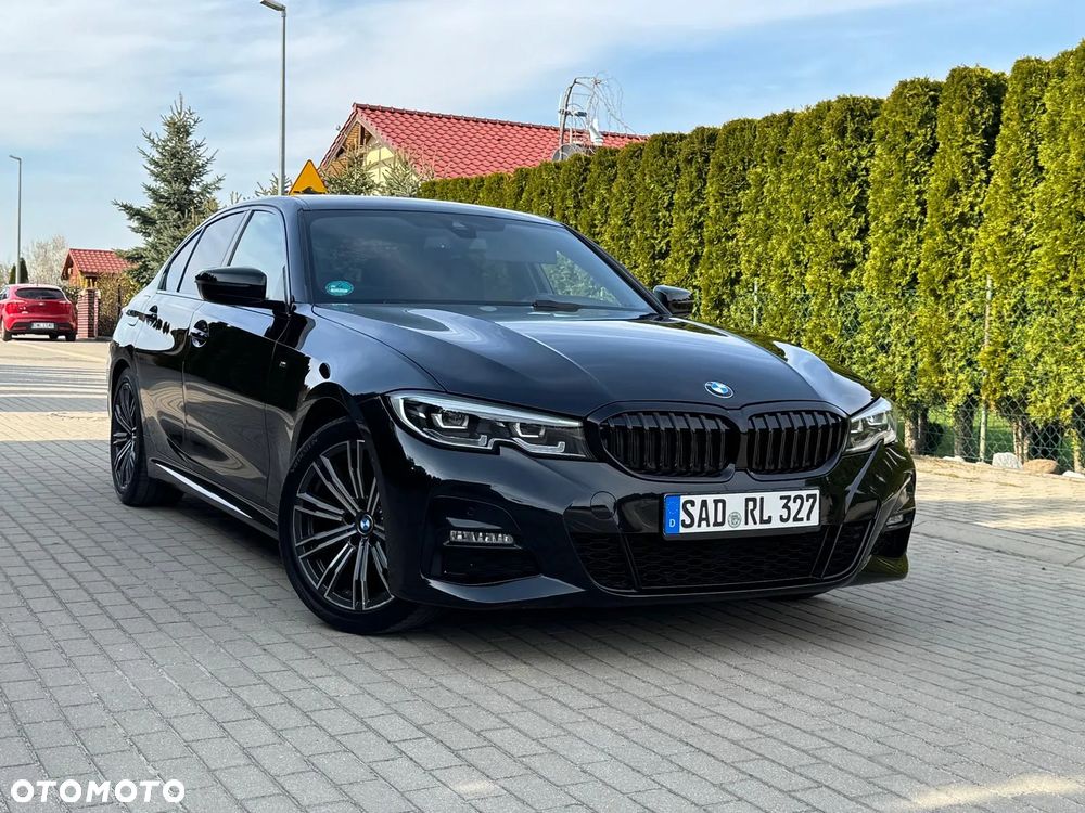 BMW Seria 3 318d Edition M Sport Shadow - 1