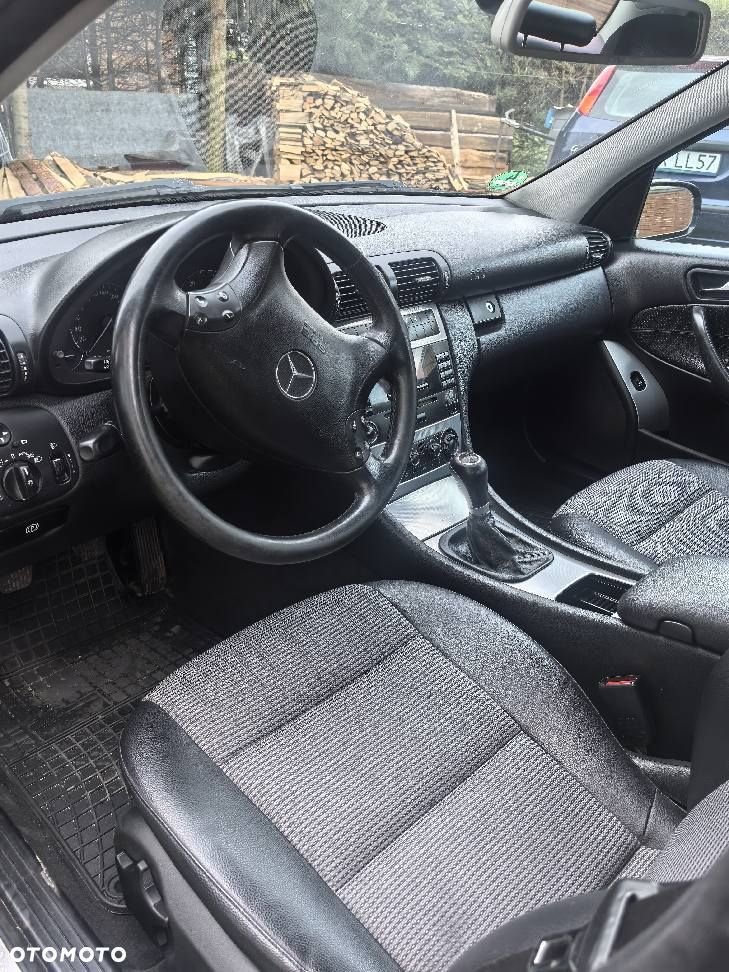 Mercedes-Benz Klasa C 200 T CDI Avantgarde - 4