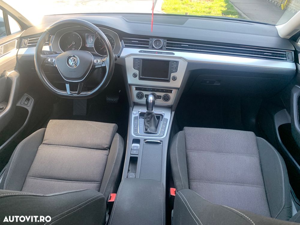 Volkswagen Passat 2.0 TDI DSG Comfortline - 5