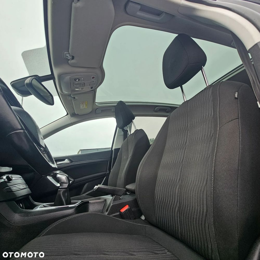 Peugeot 308 - 30