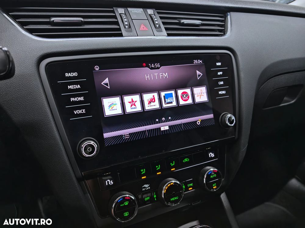 Skoda Octavia 2.0 TDI DSG Clever - 22