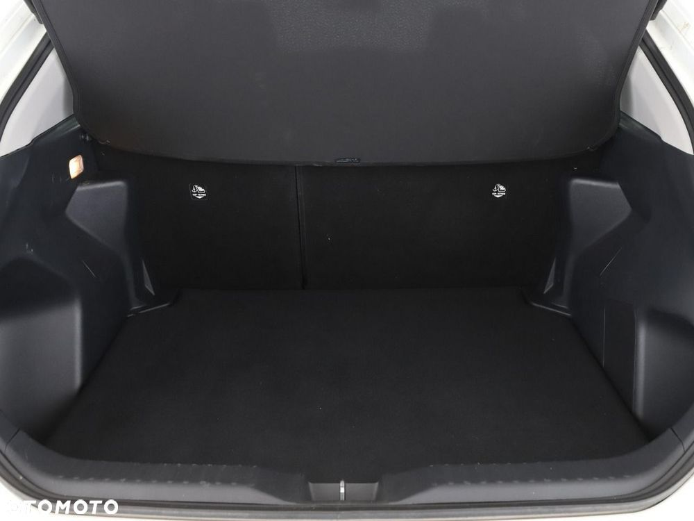 Toyota Yaris Cross Hybrid 1.5 Dynamic - 21