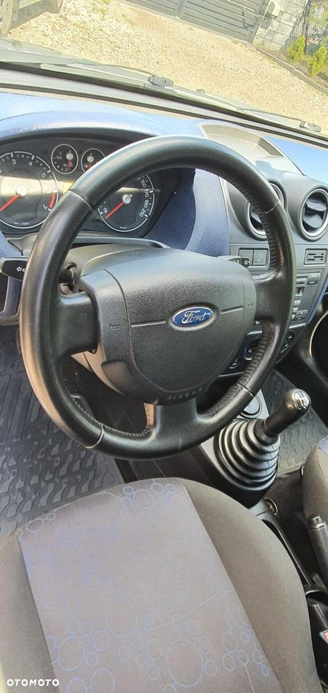 Ford Fiesta 1.25 - 15