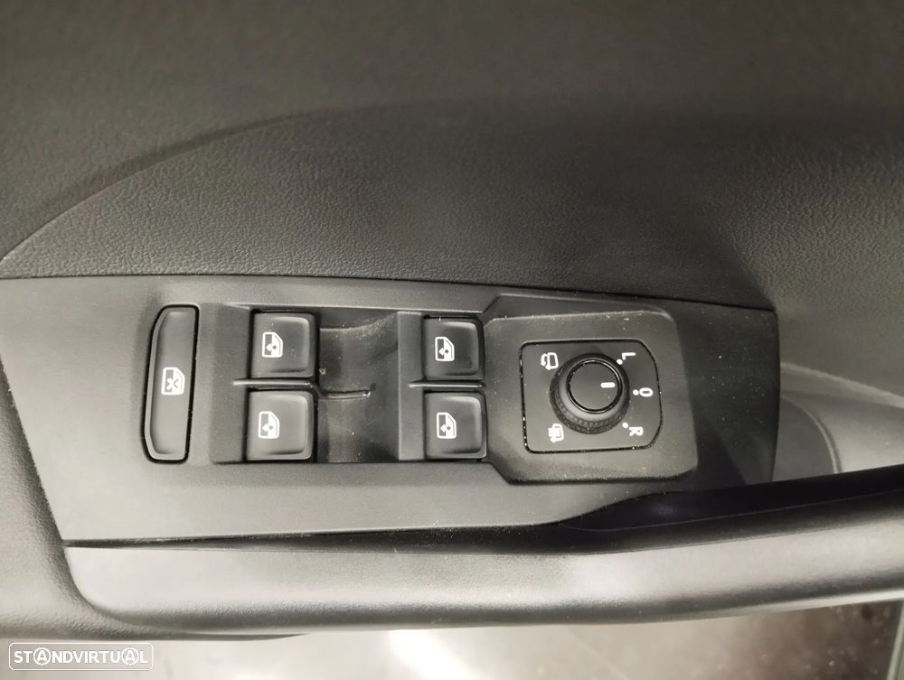 VW T-Cross 1.0 TSI Life - 20