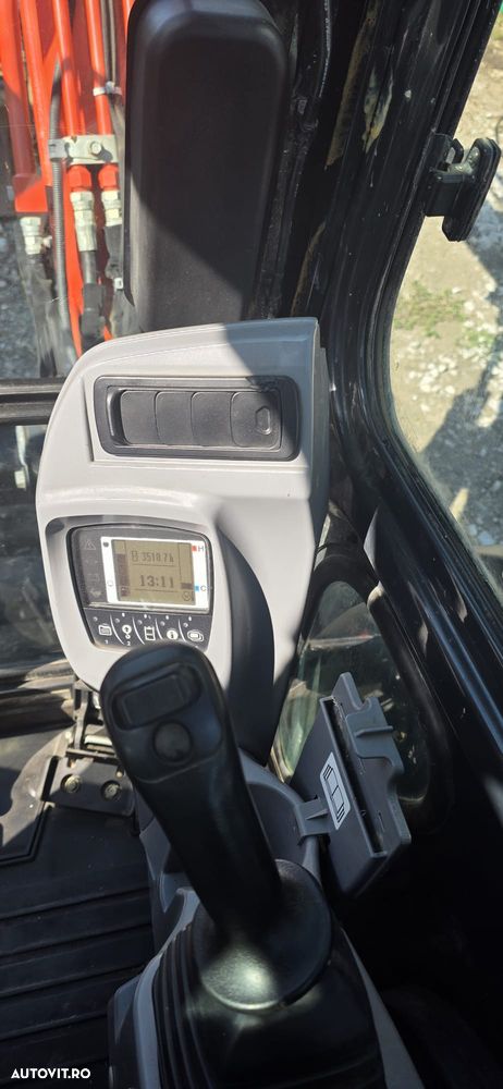 Kubota U48 - 21