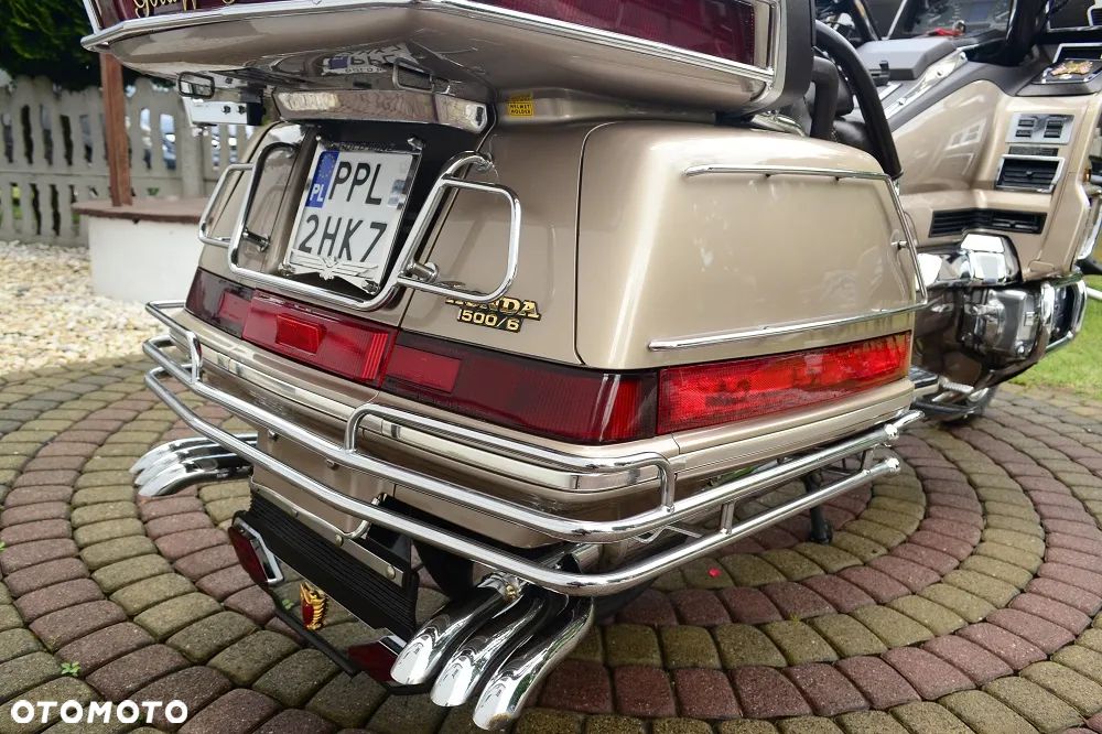 Honda GL - 28