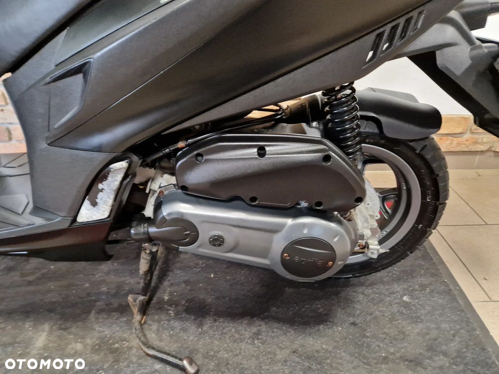 Aprilia SX - 16