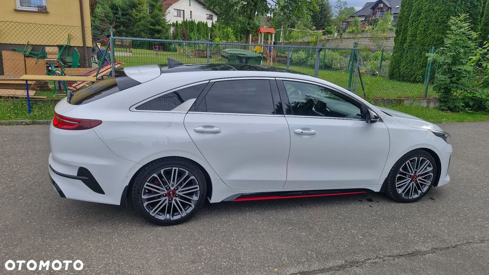 Kia ProCeed - 9