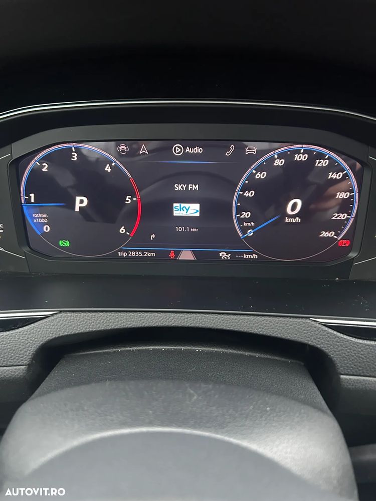 Volkswagen Passat Variant 2.0 TDI DSG (BlueMotion Technology) Trendline - 24