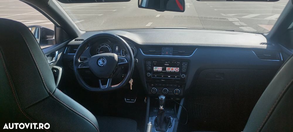 Skoda Octavia 2.0 TSI RS DSG - 5