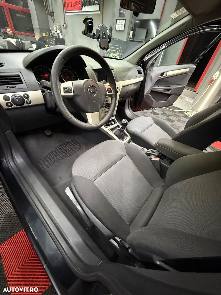 Opel Astra - 8