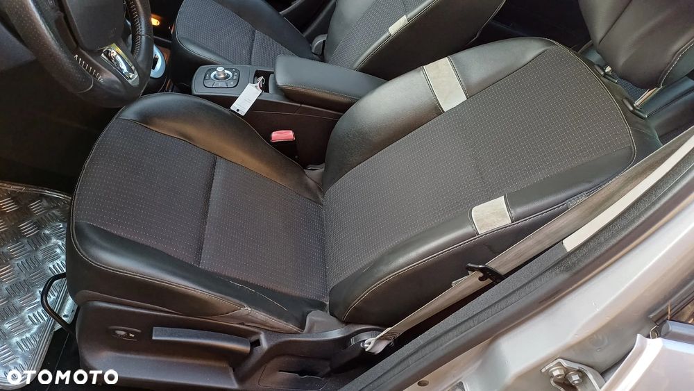 Renault Scenic 2.0 16V 140 CVT Bose Edition - 13