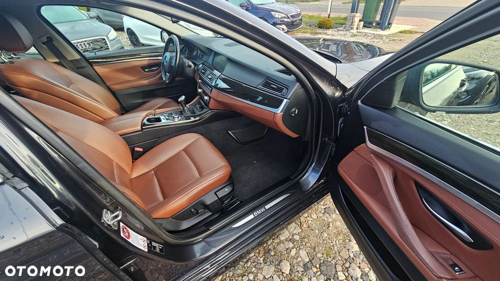 BMW Seria 5 520d Edition Fleet - 33