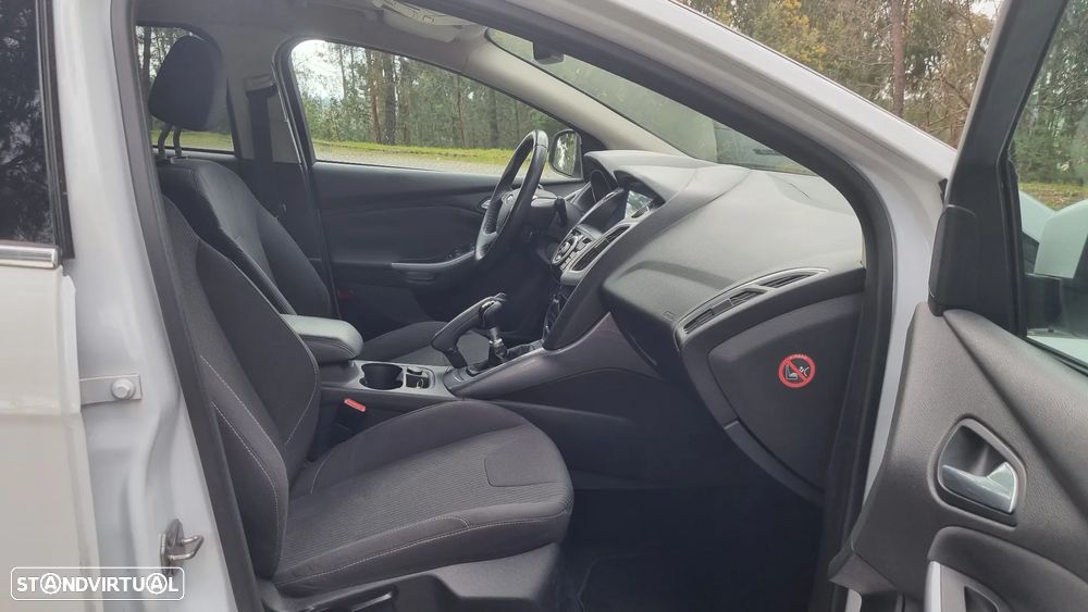 Ford Focus SW 1.6 TDCi Titanium - 8