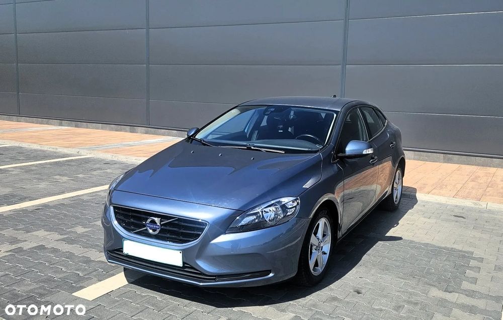 Volvo V40 D2 - 4