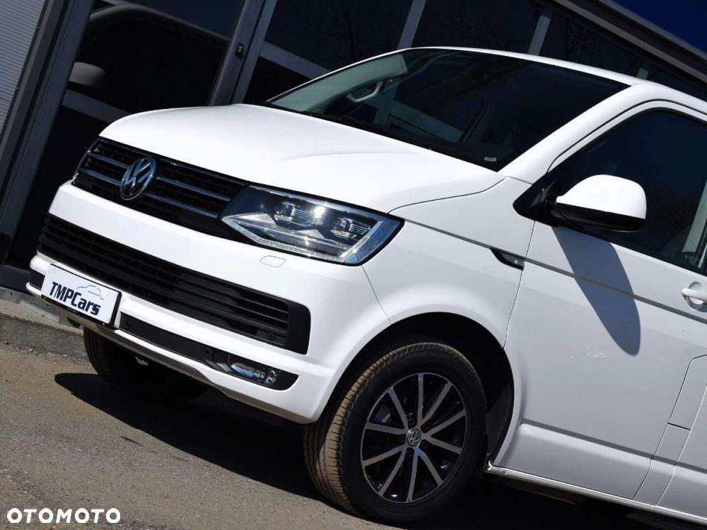 Volkswagen Multivan - 13