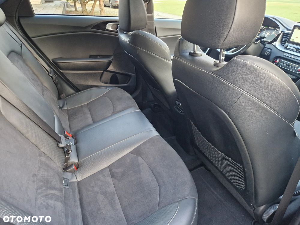 Kia ProCeed 1.6 CRDi DCT7 SCR GT LINE - 29