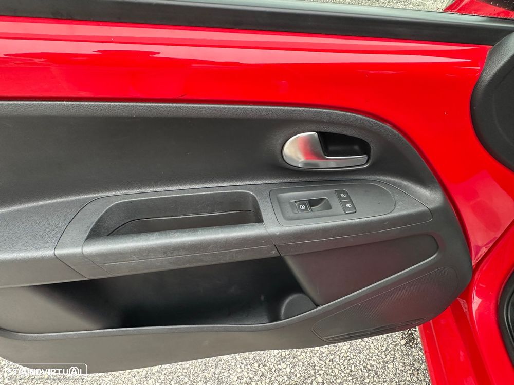 VW Up! 1.0 BlueMotion Move - 13