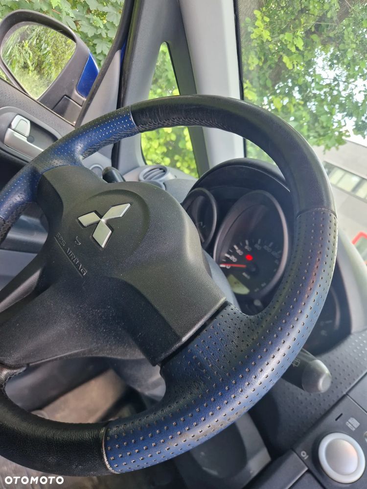 Mitsubishi Colt - 22
