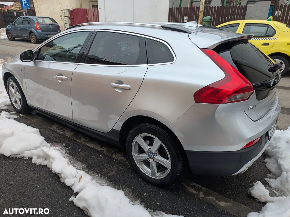 Volvo V40 D3 Aut Summum - 8