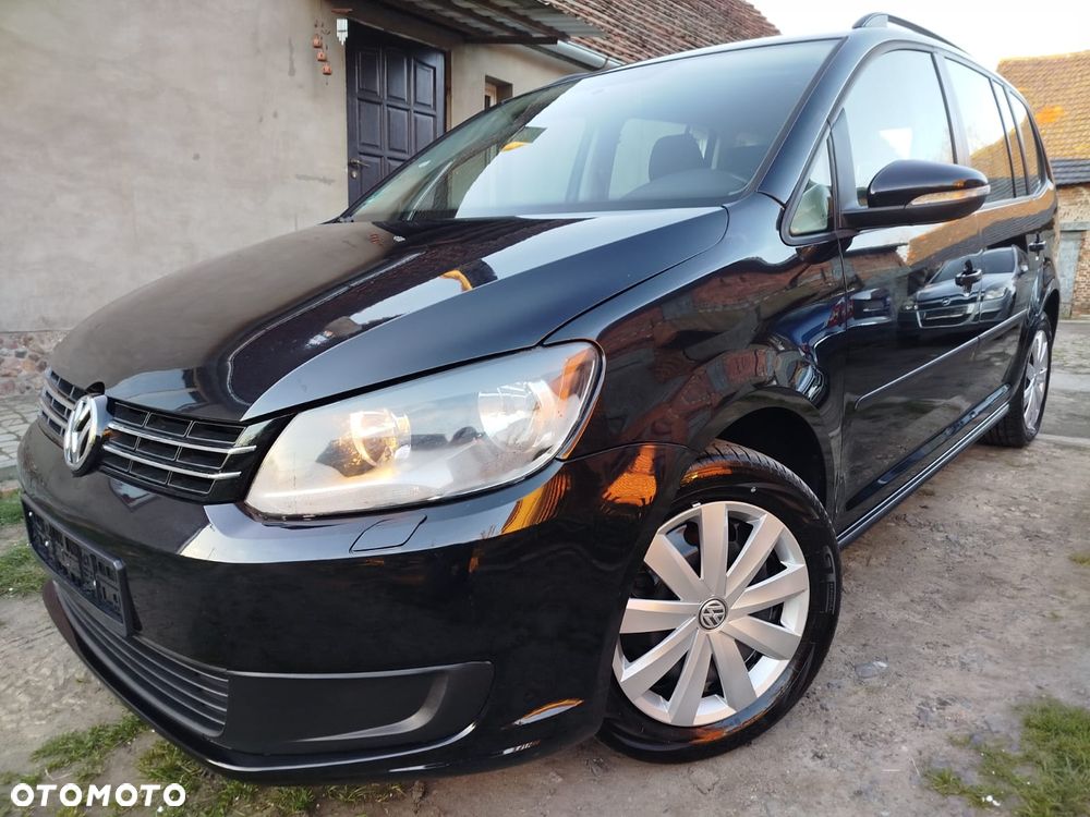 Volkswagen Touran - 1