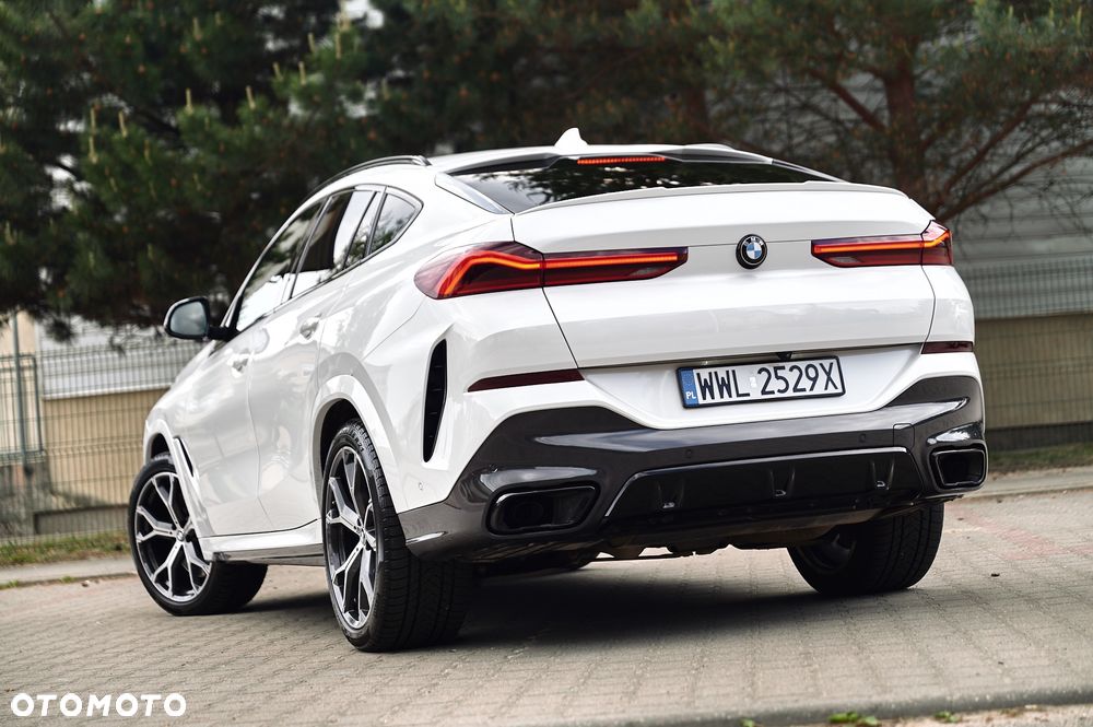BMW X6 xDrive40d mHEV - 18