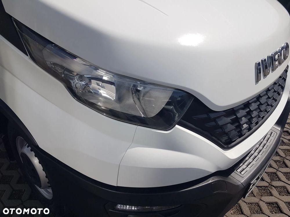 Iveco DAILY KONTENER NISKOPODŁOGOWY 4,43x2,23x2,42 SKLEP KAMPER FOODTRUCK BAR KLIMA KONIOWÓZ - 36