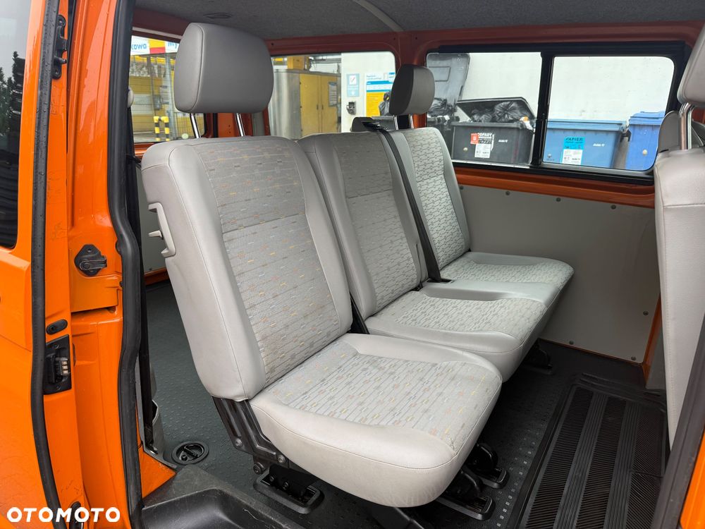 Volkswagen Transporter T5 TDI L1H1 4Motion - 22