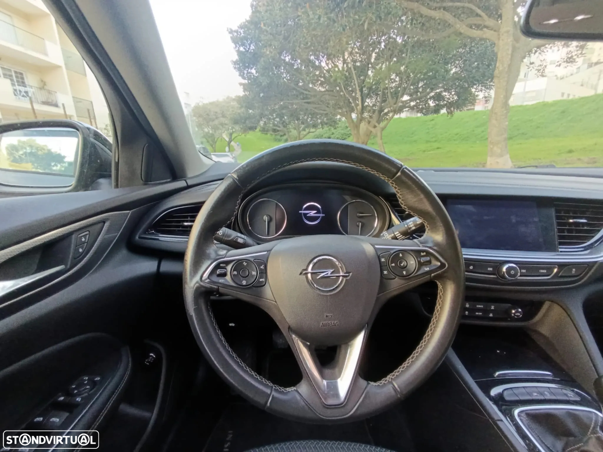 Opel Insignia Sports Tourer 1.5 D Business Edition - 13