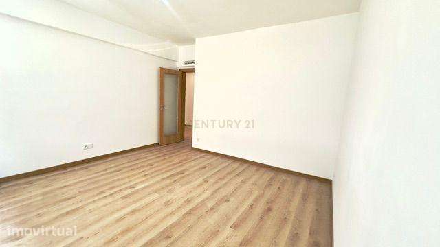 T2 TOTALMENTE REMODELADO, AMADORA - Grande imagem: 3/14