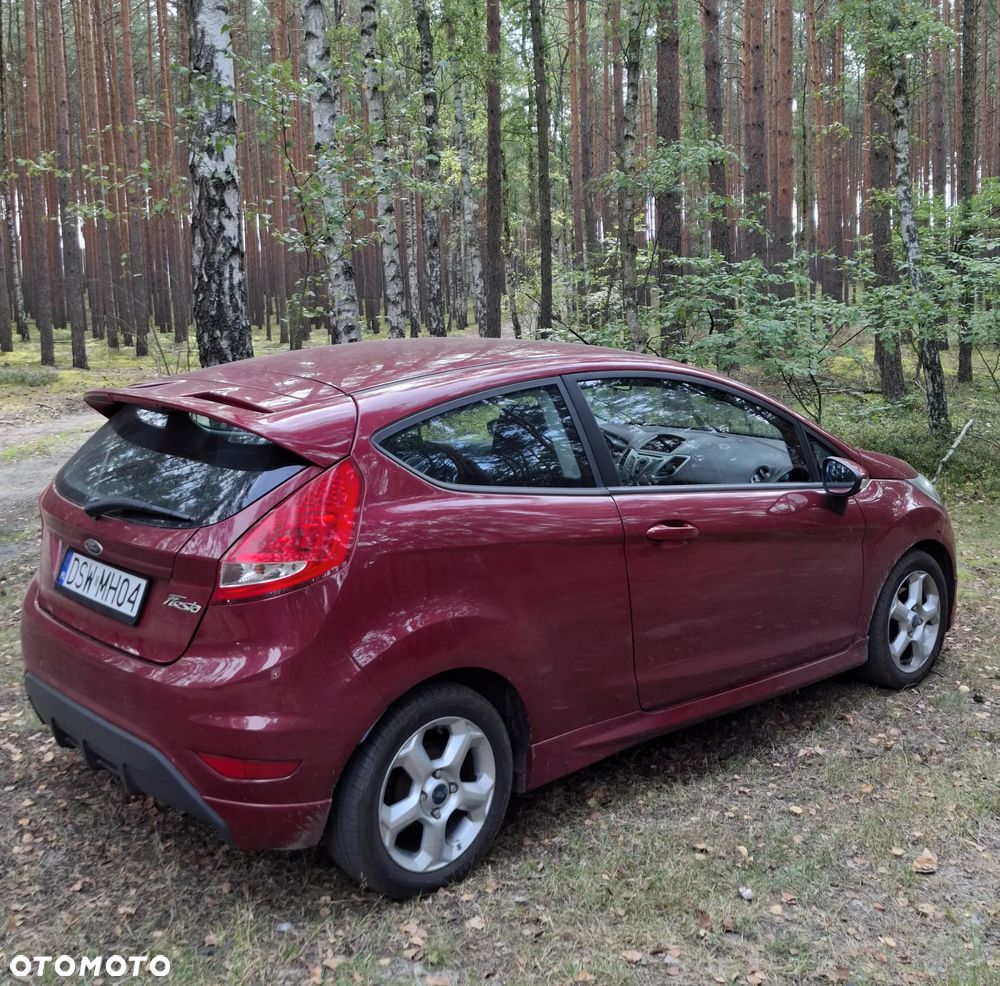Ford Fiesta - 4