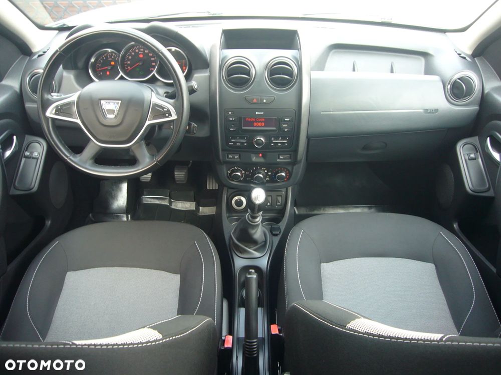 Dacia Duster 1.6 SCe Laureate 4x4 S&S - 15