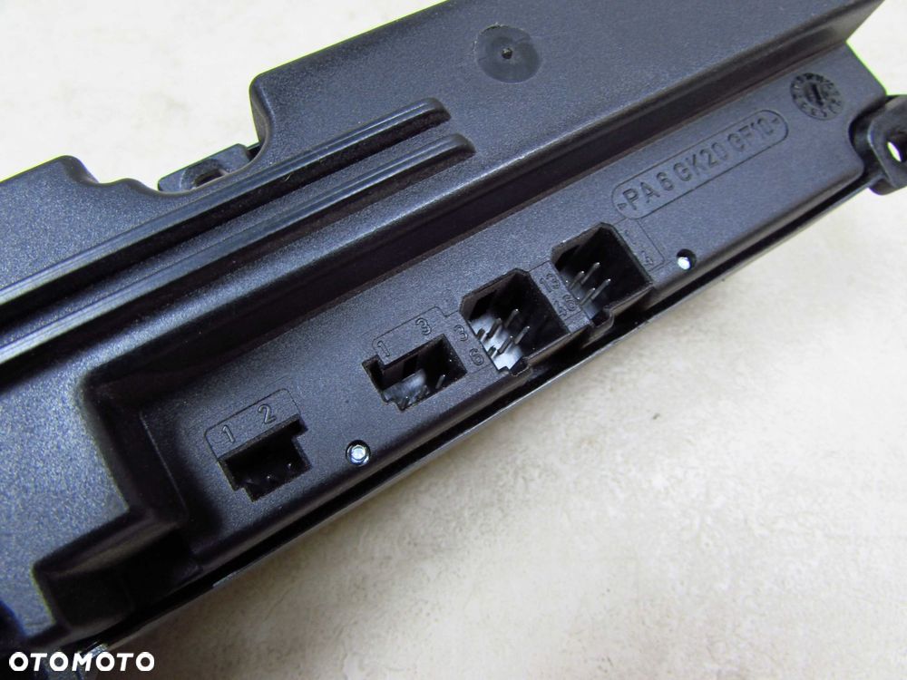 MERCEDES KLASA C W203 00-07  PANEL PRZELACZNIK AWARYJNYCH A2038218879 - 4