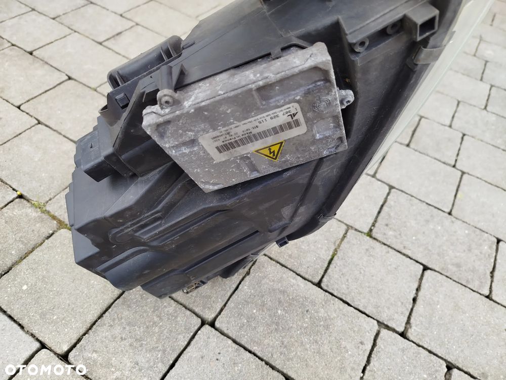 Audi A4 B7 lampa przednia lewa plus prawa Xenon komplet - 9