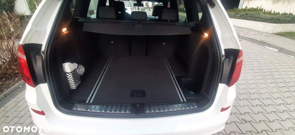 BMW X3 xDrive35d Sport - 9