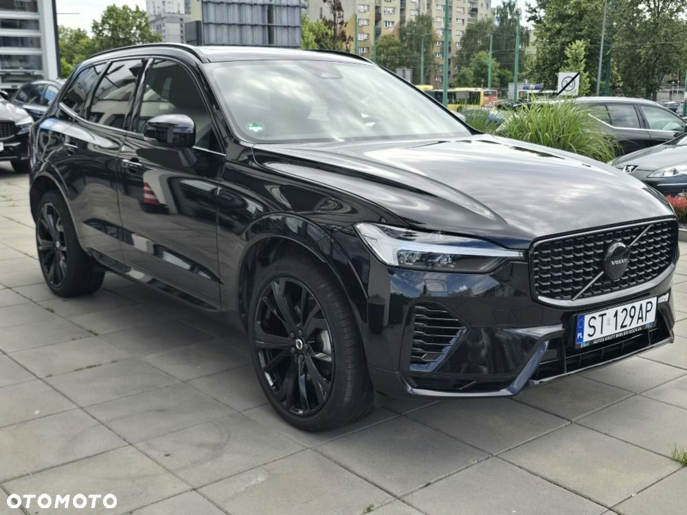 Volvo XC 60 T8 AWD Plus Black Edition - 4