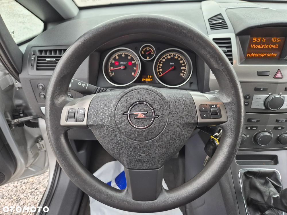 Opel Zafira 1.8 Innovation - 36